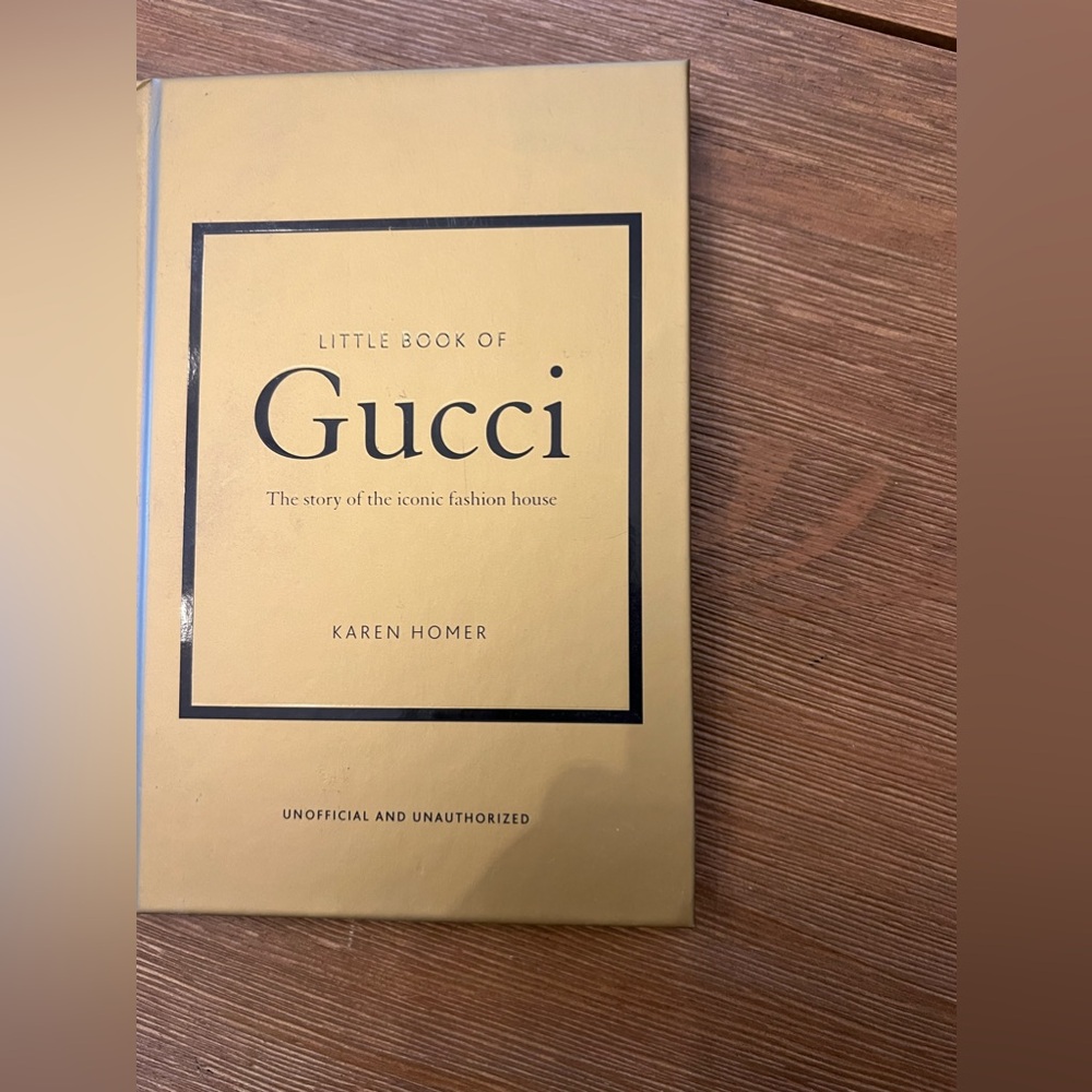 LITTLE BOOK OF GUCCI: By Karen Homer (2020 Hardcover){F5}